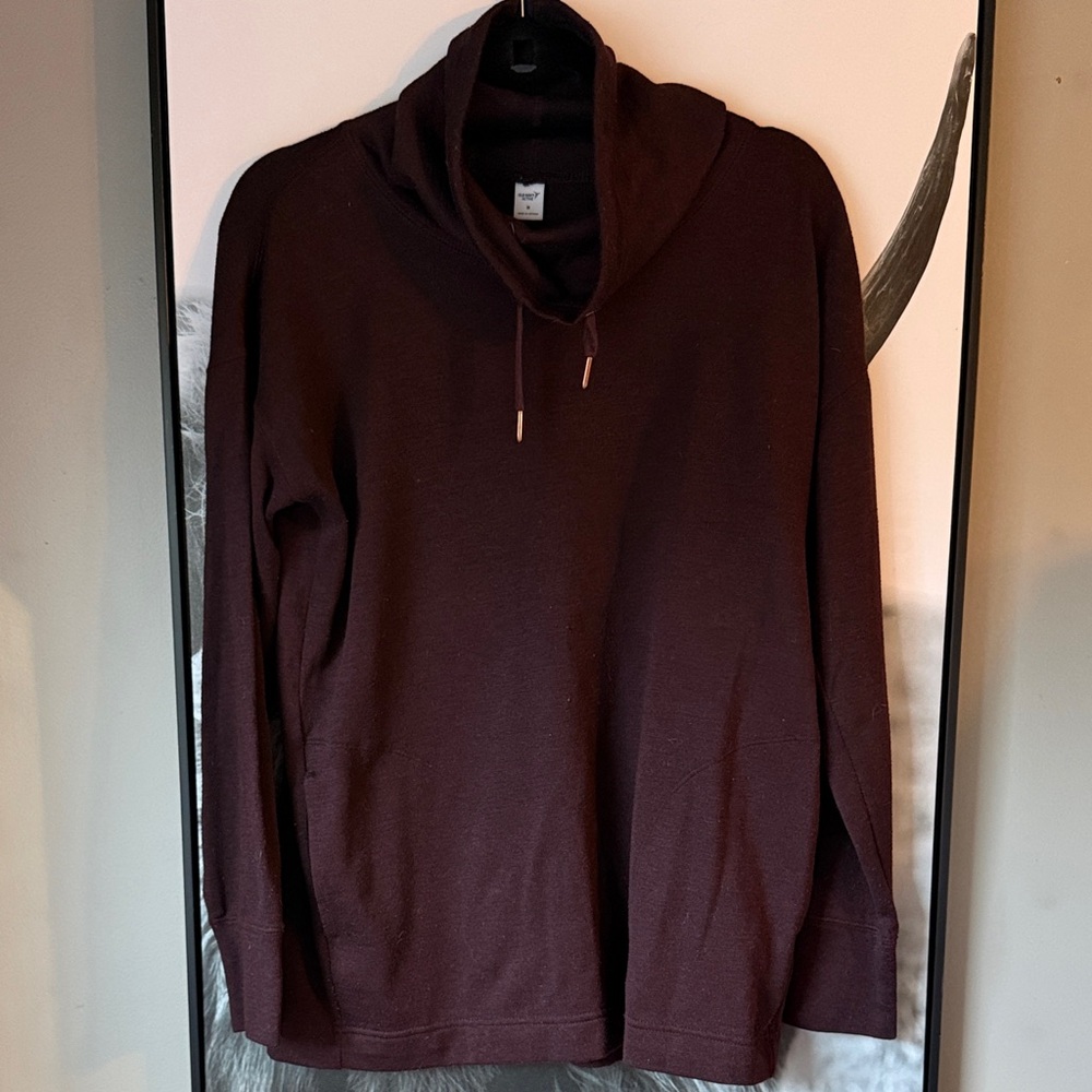 Old Navy Active Brown Apparel